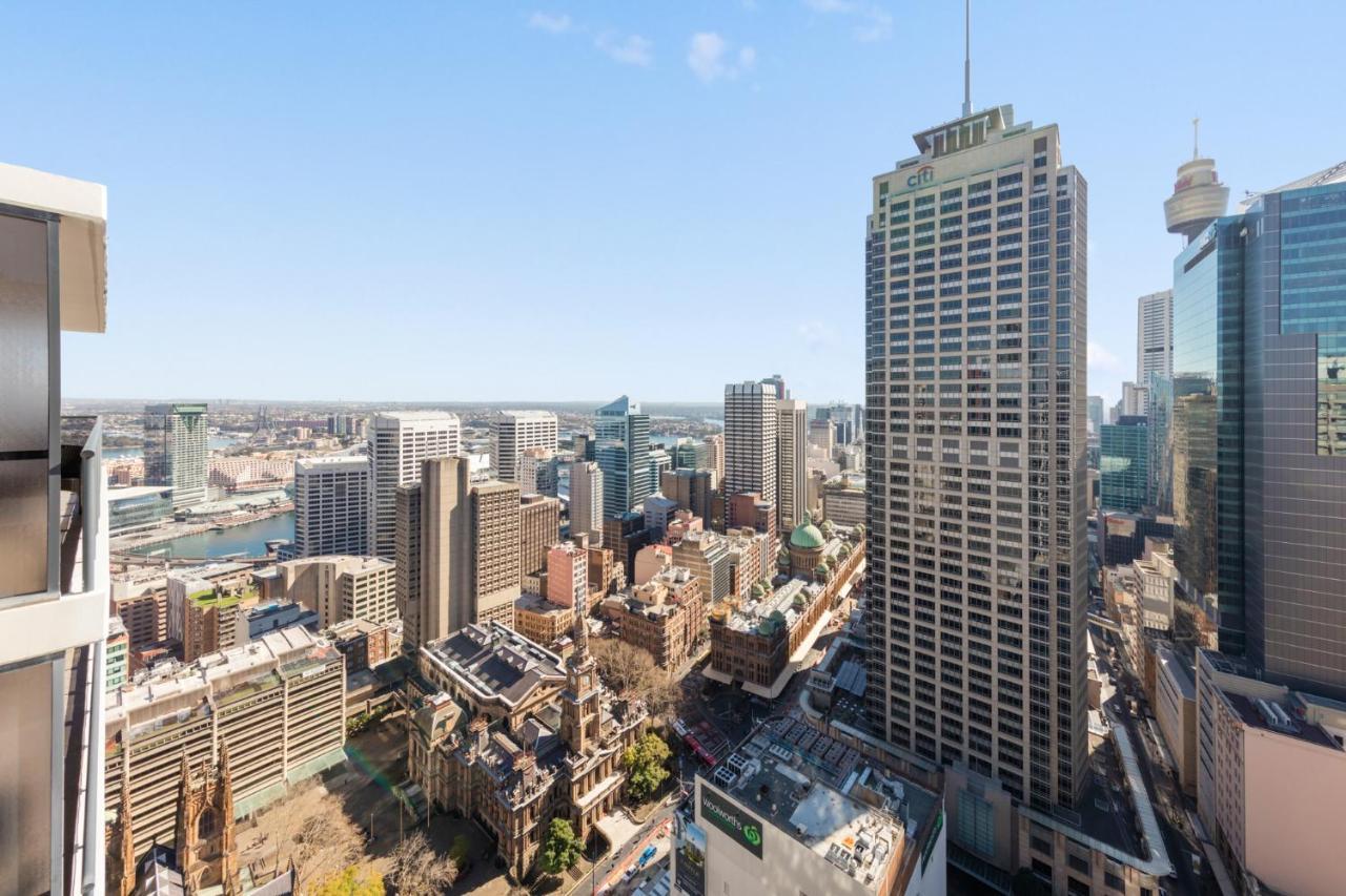 Meriton Suites Pitt Street, Сидни Екстериор снимка The view from the apartment